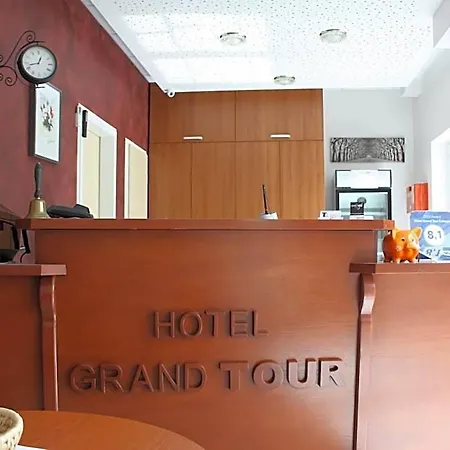 Grand Tour Hotel 2*