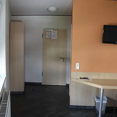 Grand Tour Hotel 2*