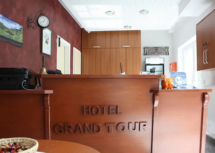 Hotel Grand Tour